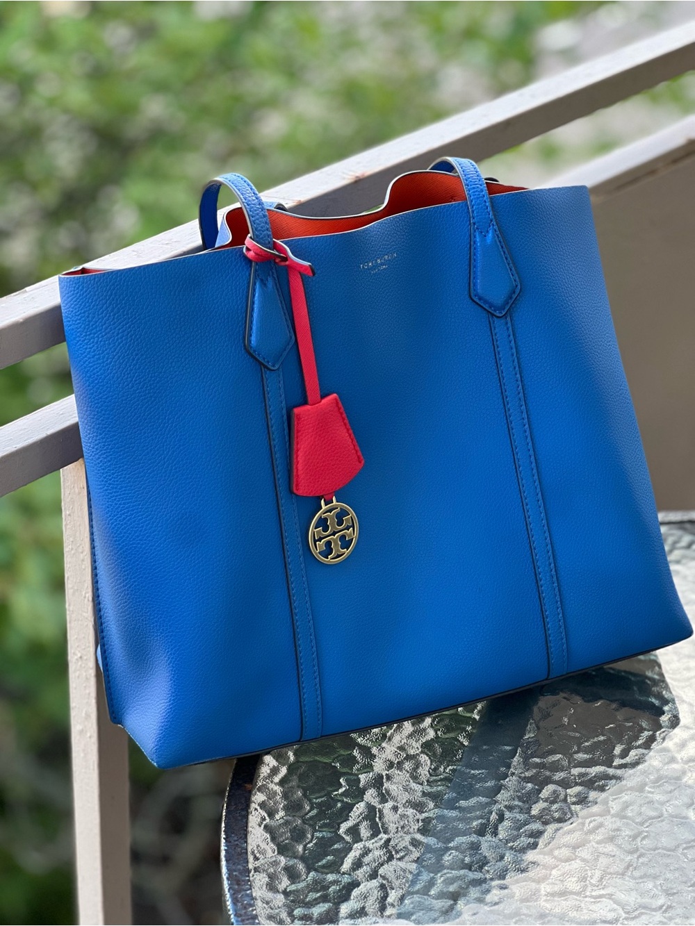Rare Limited Edition Tory Burch Perry Embrace Ambition Leather Tote Bag